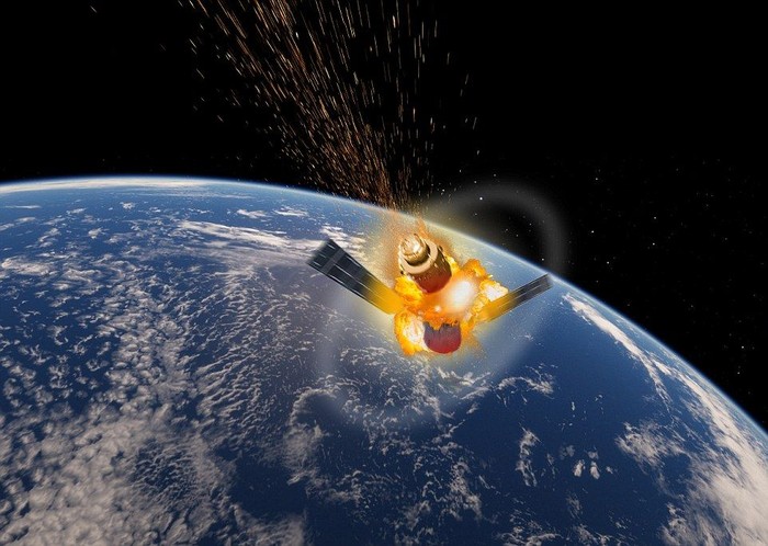 Ilustrasi Tiangong-1 jatuh ke Bumi. Foto: Daily Mail