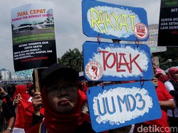 Menyudahi Sesat Arah MKD