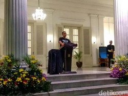 Anies: Jakarta Hemat Rp 249 Juta dari Earth Hour 2018