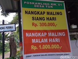 Viral, Spanduk Sayembara Tangkap Maling Berhadiah Uang di Cirebon