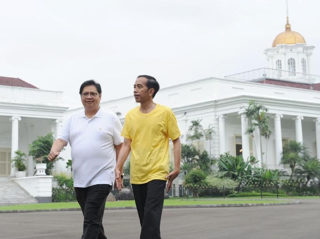 Ormas Sayap Golkar Dorong Airlangga Jadi Cawapres Jokowi Ormas Sayap Golkar Dorong Airlangga Jadi Cawapres Jokowi