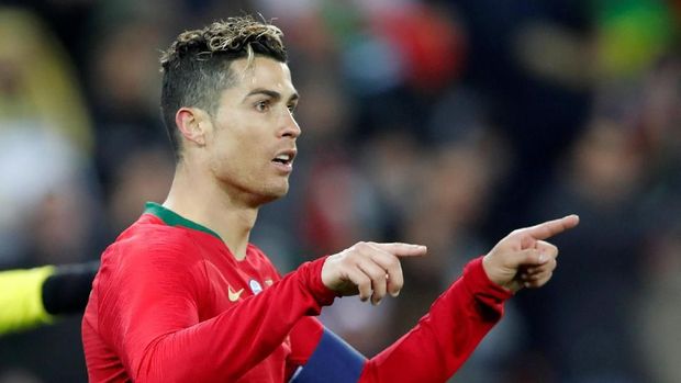 Cristiano Ronaldo menjadi pemain paling produktif di timnas Portugal.