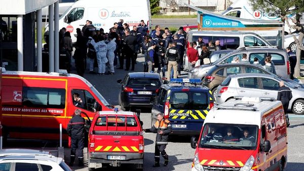 Foto: Suasana Usai Penyandera di Supermarket Prancis Ditembak Mati