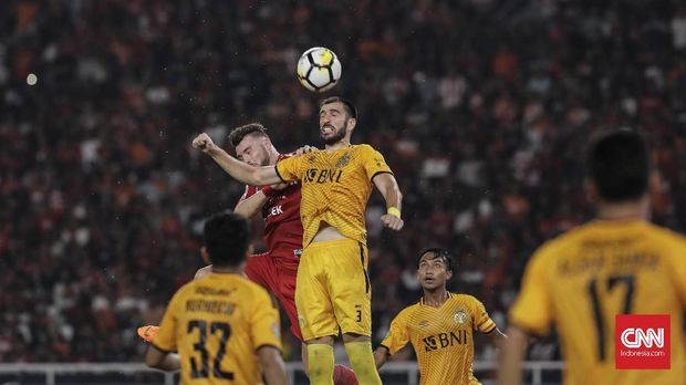 Fakhri Husaini berminat melatih Bhayangkara FC.
