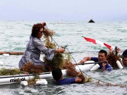 Menteri Susi Kecam Penambangan Pasir di Fakfak