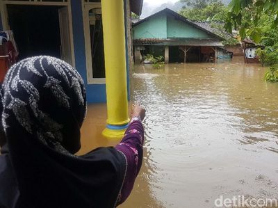 Banjir Rendam Puluhan Rumah Sukabumi