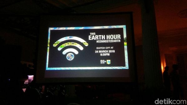 Potret Kawasan Bundaran HI-Monas Gelap Saat Earth Hour