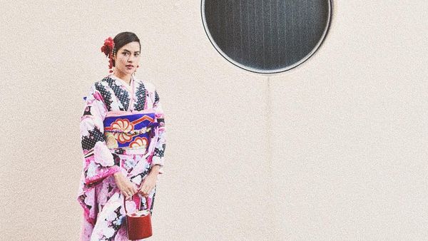 Foto: Cantiknya Raisa Bergaya ala Wanita Jepang Pakai Kimono