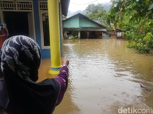 Puluhan Rumah di Palabuhanratu Sukabumi Terendam Banjir