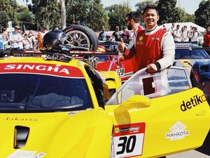 Dua Pebalap RI Kibarkan Merah Putih di Sirkuit F1