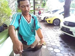 Kisah Hidup Agus yang Tak Punya Kaki, Kenal Istri dari Internet