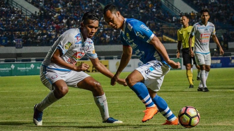 5 Pemain Dicoret Persib Bandung, Atep Salah Satunya 5 Pemain Dicoret Persib Bandung, Atep Salah Satunya