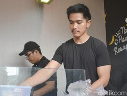 Review Martabak Har di Palembang, Kaesang Beri Nilai 9 Buat Martabak Sayur