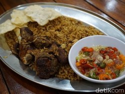 Nyam! Empuk Gurih Dabba Olahan Daging Kambing Khas Timur Tengah