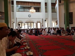 WNI di Saudi Doa Bersama untuk TKI Zaini yang Dipancung WNI di Saudi Doa Bersama untuk TKI Zaini yang Dipancung
