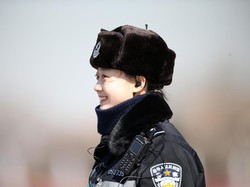 Kisah Polwan Jatuh Cinta dengan Penjahat yang Ditangkapnya Sendiri