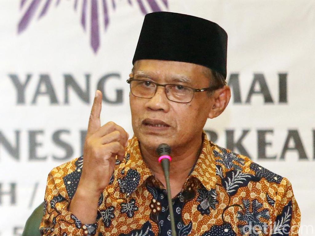 Ketum Muhammadiyah: Kenapa Ngotot Salat Tarawih di Masjid Saat Wabah Meluas? Ketum Muhammadiyah: Kenapa Ngotot Salat Tarawih di Masjid Saat Wabah Meluas?