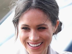 Tampil dengan Rambut Berantakan, Meghan Markle Langgar Aturan Istana