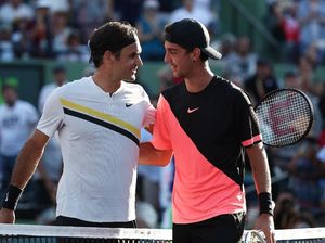 Video Federer Ditumbangkan Petenis 21 Tahun