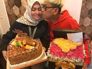 Astrid Kuya Sudah Jadi Mualaf Jauh Sebelum Nikah dengan Uya Kuya Astrid Kuya Sudah Jadi Mualaf Jauh Sebelum Nikah dengan Uya Kuya