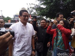 Prabowo Telanjang Dada, Sandi: Jangan Gagal Fokus