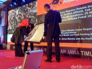 Hadiri Lelang Lukisan, Puti Teringat Koleksi Soekarno