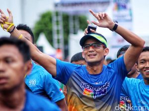 Sindiran ABG Baperan saat Lari Pagi Diributkan Sandi-Putra Nababan Sindiran ABG Baperan saat Lari Pagi Diributkan Sandi-Putra Nababan