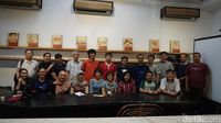 Ini Keseruan Peserta Menyeduh Kopi Manual Brewing dengan Beragam Peralatan