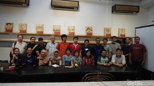 Ini Keseruan Peserta Menyeduh Kopi Manual Brewing dengan Beragam Peralatan