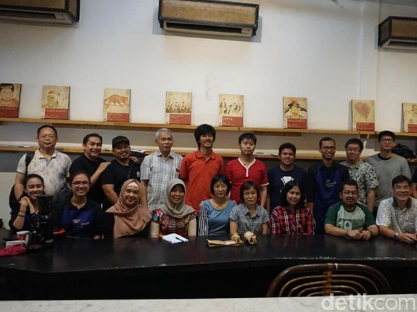 Ini Keseruan Peserta Menyeduh Kopi Manual Brewing dengan Beragam Peralatan