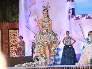Indah Kalalo Terinspirasi Green & Recycle Fashion di Banyuwangi