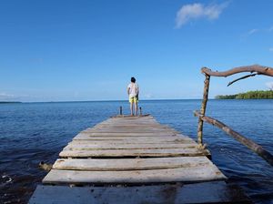 Foto: Poppy Sovia yang Gemar Wisata Alam