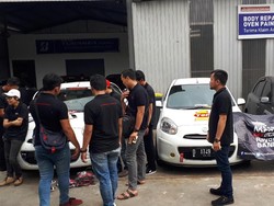 Ngobrol Singkat dengan Komunitas Mobil March Bandung