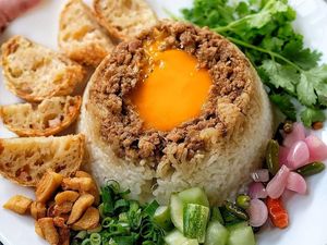 Sarapan Mantap! Netizen Pilih 10 Racikan Nasi Tim Hangat Ini