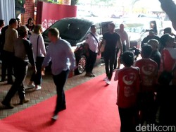 Tiba di Jakarta, Beckham Disambut Histeris Para Fans