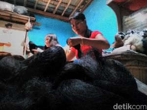 Menelusuri Asal Usul Industri Rambut Palsu di Purbalingga Menelusuri Asal Usul Industri Rambut Palsu di Purbalingga