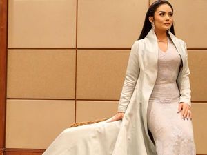 Seperti Ini Wajah Tanpa Makeup Krisdayanti di Ultah ke-42 Seperti Ini Wajah Tanpa Makeup Krisdayanti di Ultah ke-42