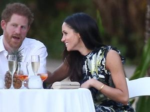 Pangeran Harry dan Meghan Markle Baru Tukar Cincin saat Menikah