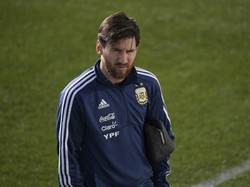 Sampaoli: Tidak Mungkin Mengajarkan Sesuatu Kepada Messi