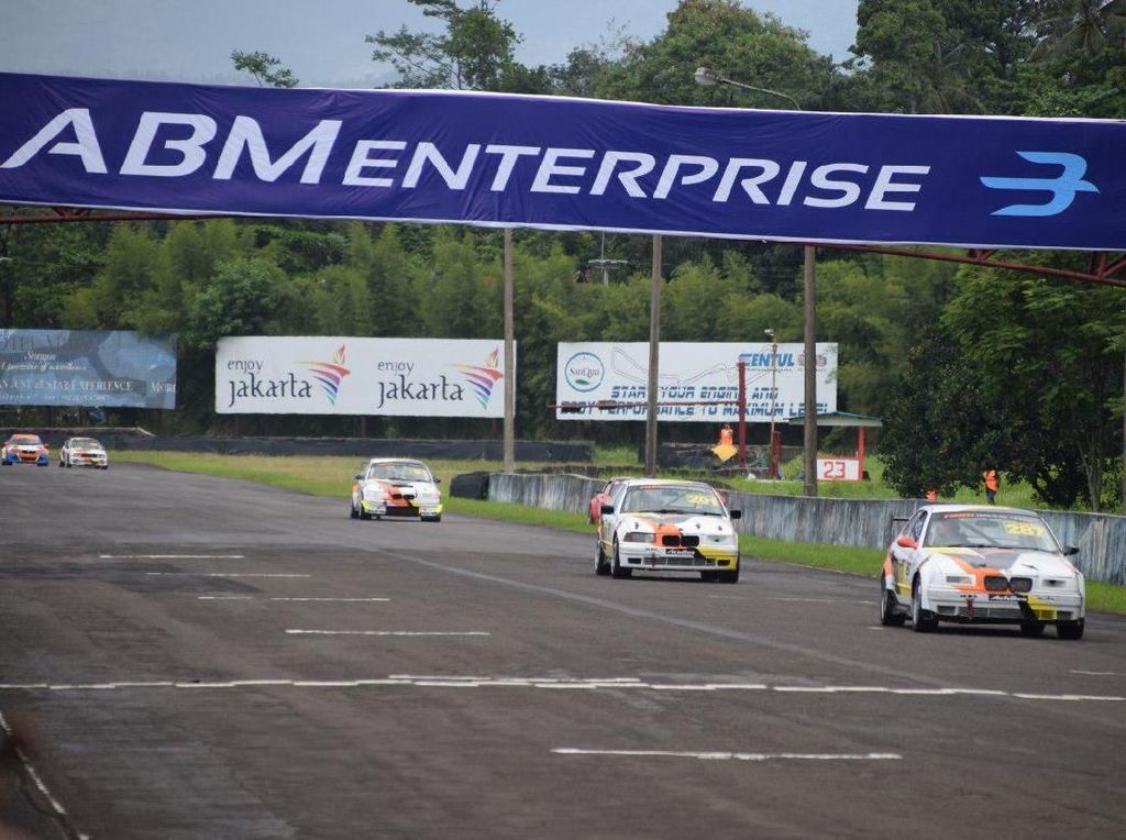 Sentul Sudah Siap Gelar Balapan Malam ISSOM Sentul Sudah Siap Gelar Balapan Malam ISSOM