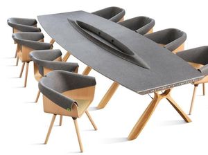 Mebel Ini Dibuat dari Sampah Plastik Lho, Percaya Nggak?