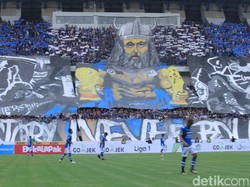 Kebobolan di Menit Akhir, Persib Ditahan PS Tira di GBLA