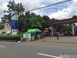 Ini SPBU di Condet yang Viral Isi Bensin Nissan Serena Lebihi Tangki