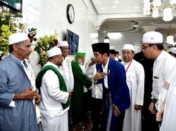 Jokowi Hadiri Haul Guru Sekumpul di Martapura