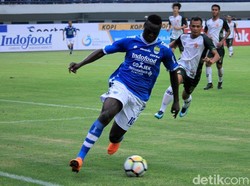 Hadapi Sriwijaya FC, Persib Bakal Duetkan Bauman dan Ezechiel