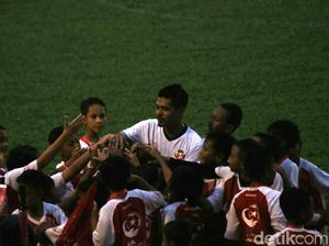 Tak Ada Beckham di Lapangan, Bepe Jadi Incaran Anak-Anak