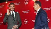 Sempat hijrah ke Amerika Serikat, Beckham pun menjuarai Major League Soccer sebanyak dua kali. Kemudian Beckham mengakhiri karier di Paris Saint-Germain, dengan menjuarai Ligue 1. Kini, Beckham meniti karier sebagai pemilik klub di MLS.