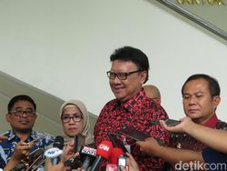 Mendagri Kenang Saat Jadi Jubir Timses Jokowi Bareng Anies