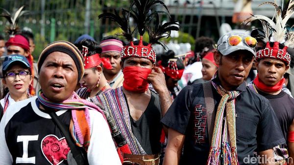 Pemuda NTT Demo Istana Negara