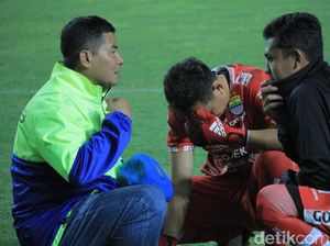 Made Wirawan Terluka Usai Dibobol PS Tira